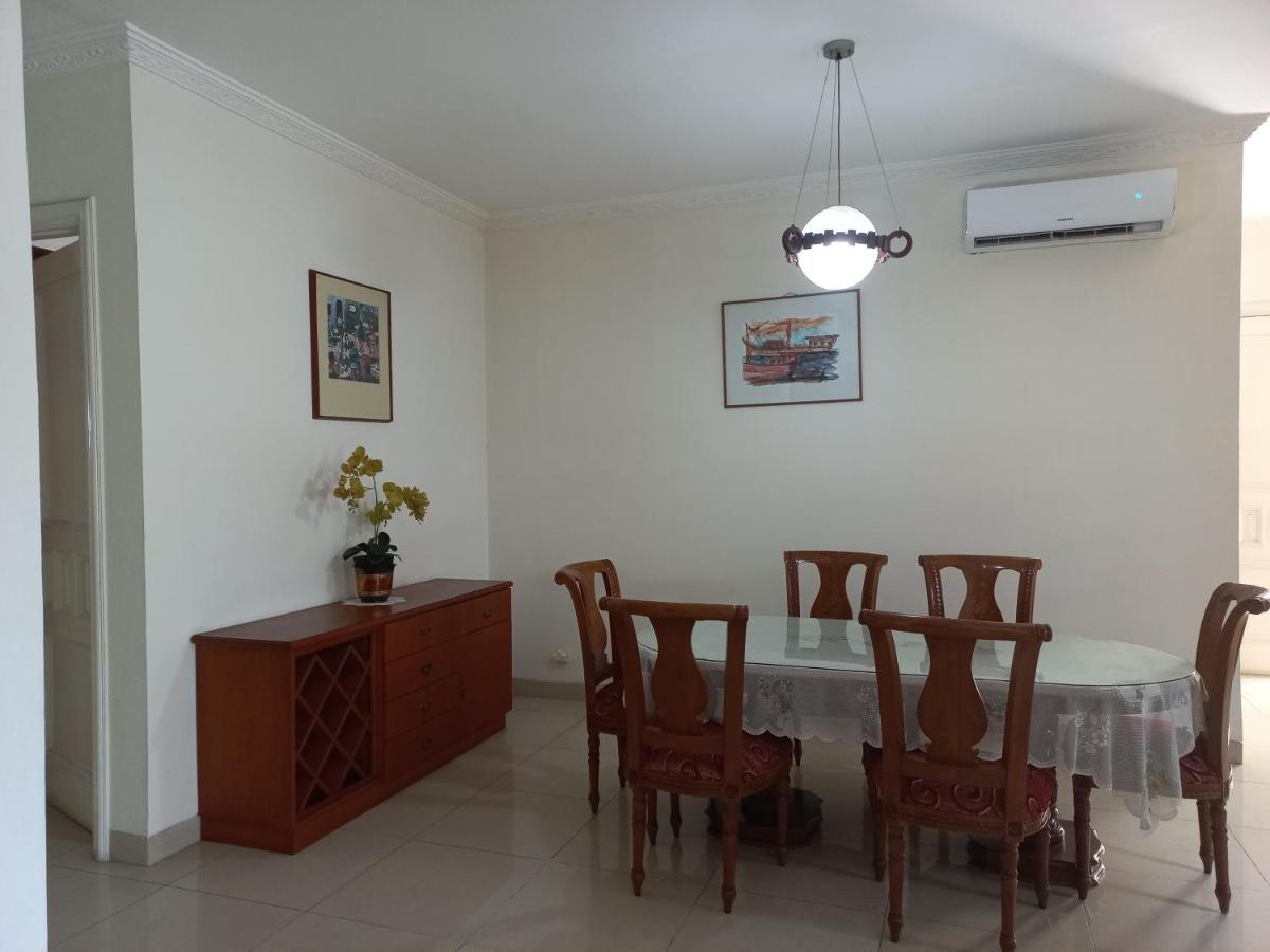Margot Apartment Pondok Indah Jakarta Eksteriør billede