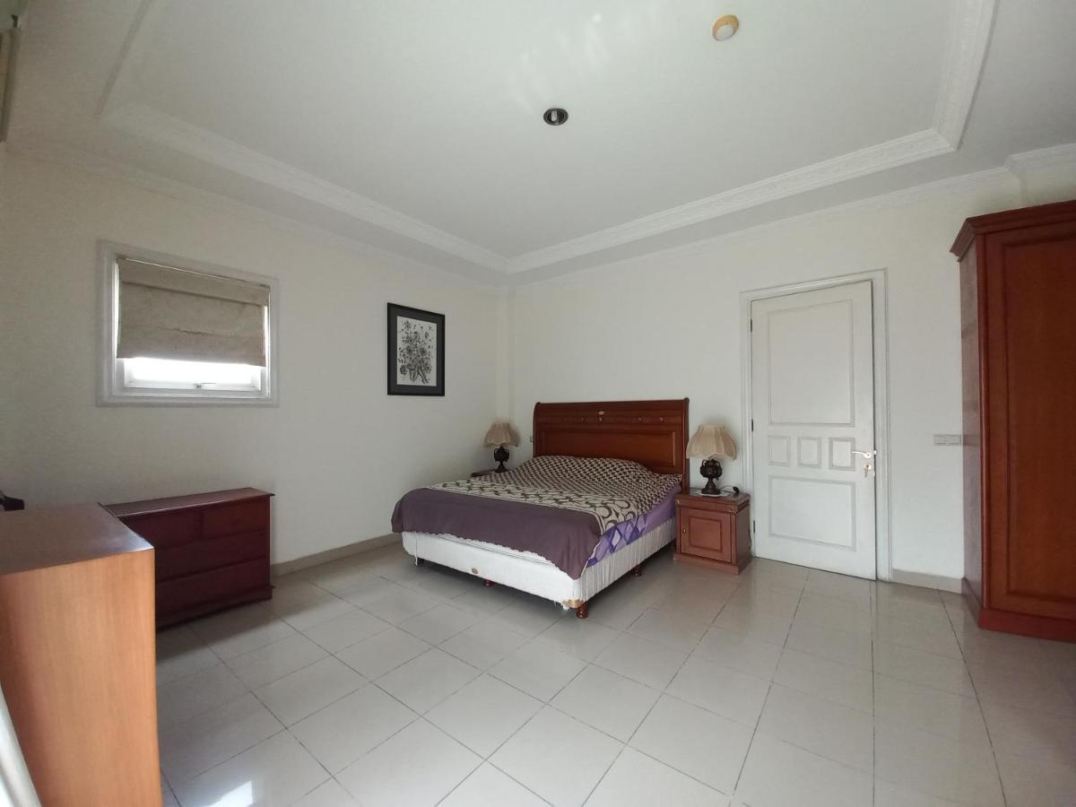 Margot Apartment Pondok Indah Jakarta Eksteriør billede